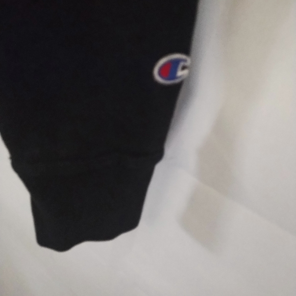 Champion Black and Gray Sweatshirt with Sporty Design - Picture 3 of 8